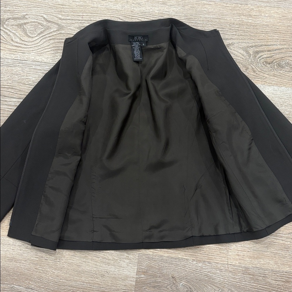BCBG Max Azria‎ Wool Zip Front Blazer Jacket Black Size 6 Structured Minimalist - Picture 7 of 8